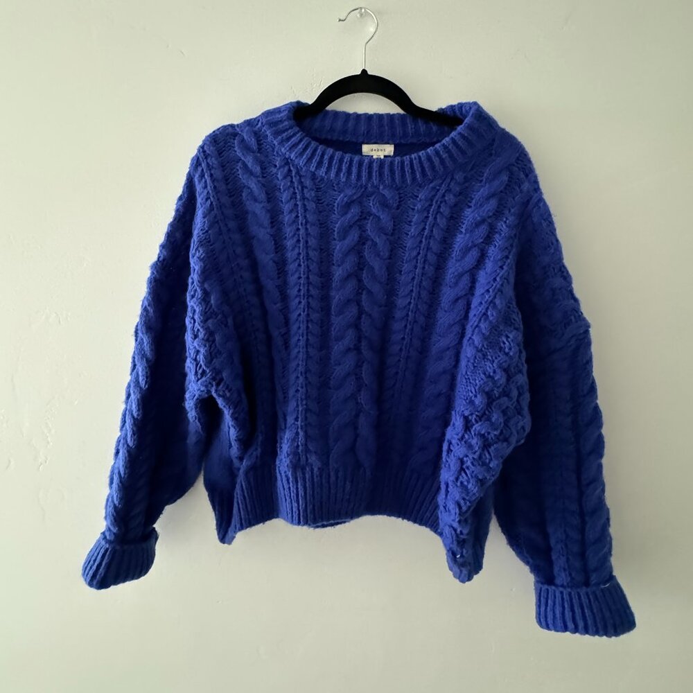 BLUE CHUNKY KNIT SWEATER